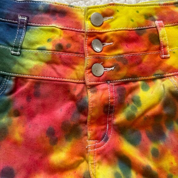tie dye shorts - Picture 2 of 6